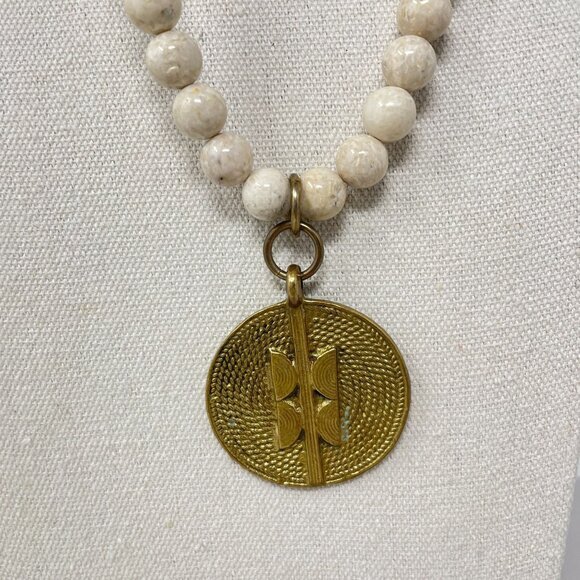 White Jasper Stone Bead Pendant Necklace Gold-Tone Geometric Medallion - Picture 4 of 14